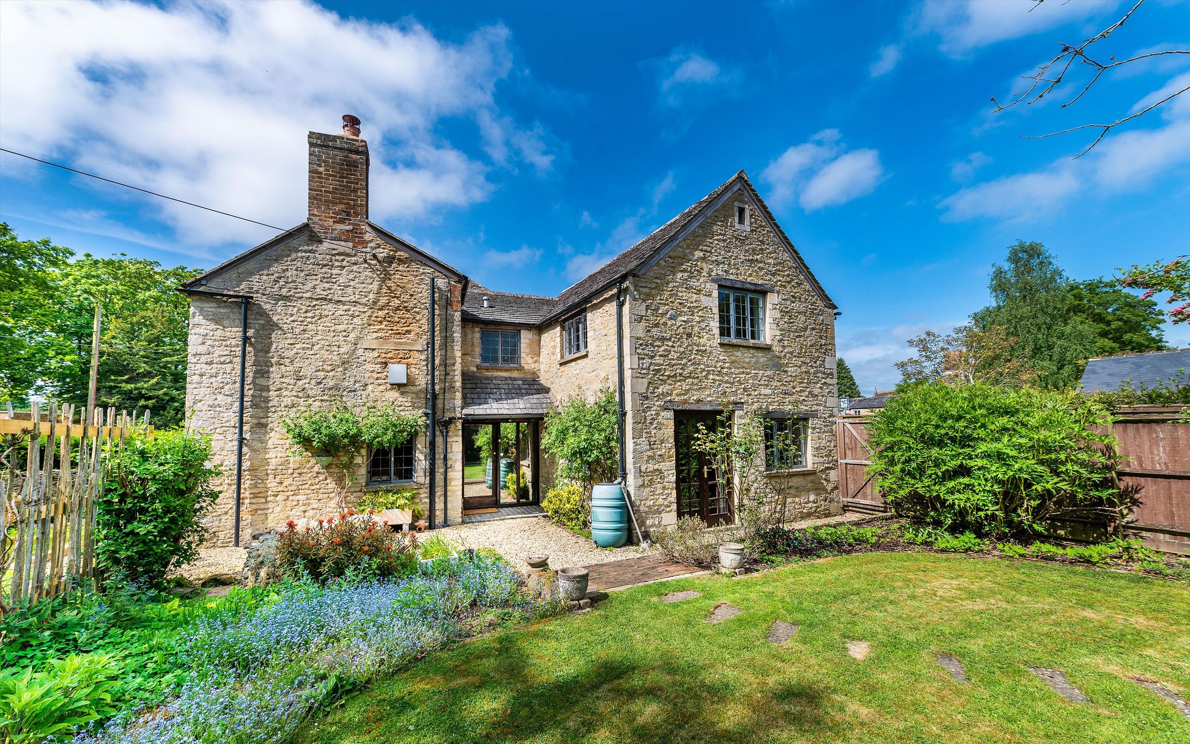 3 bed detached house for sale in Pigeon House Lane, Freeland, Witney