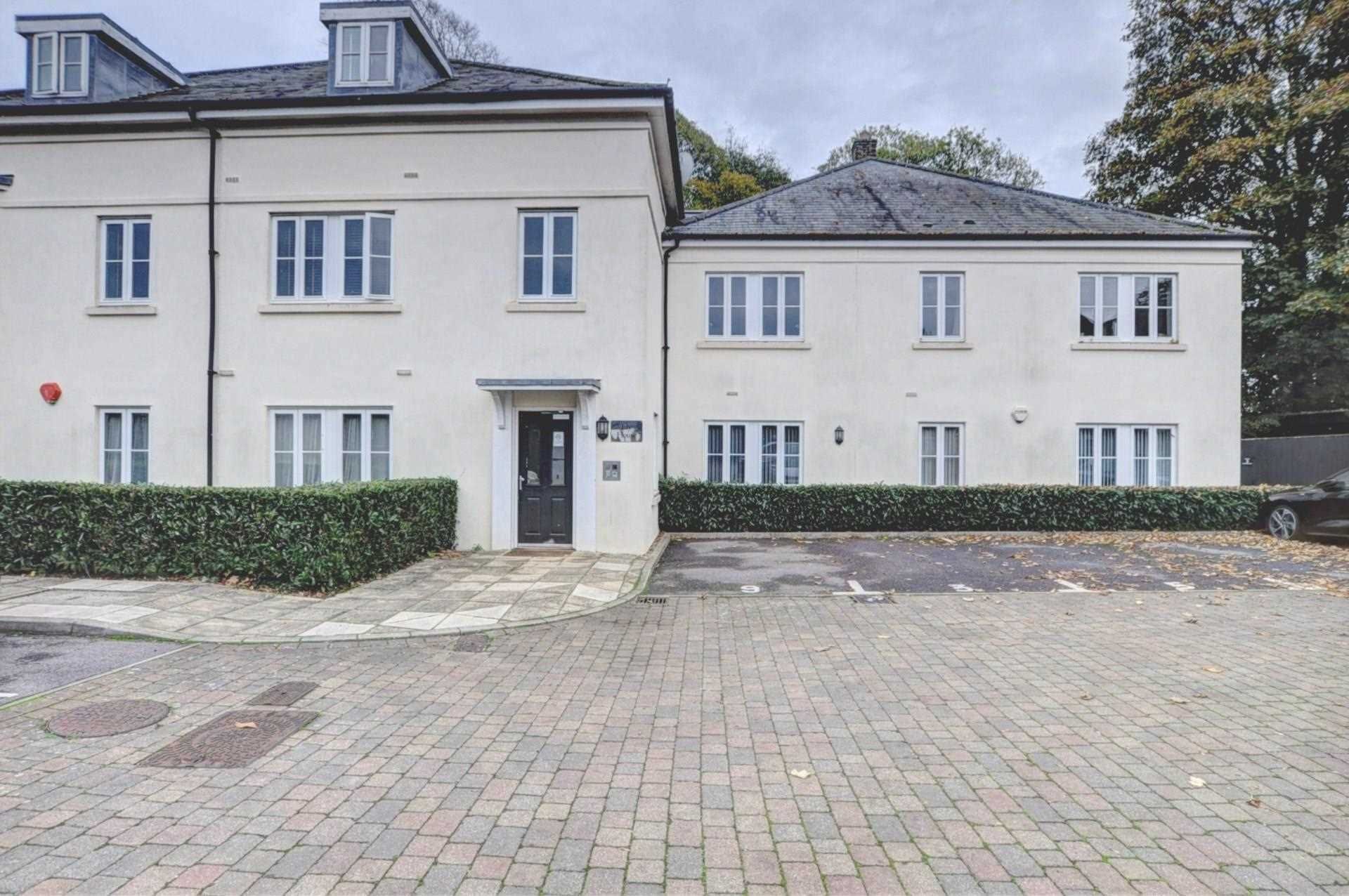 2 bed flat for sale in Stockfields Place, Stokenchurch HP14 Zoopla