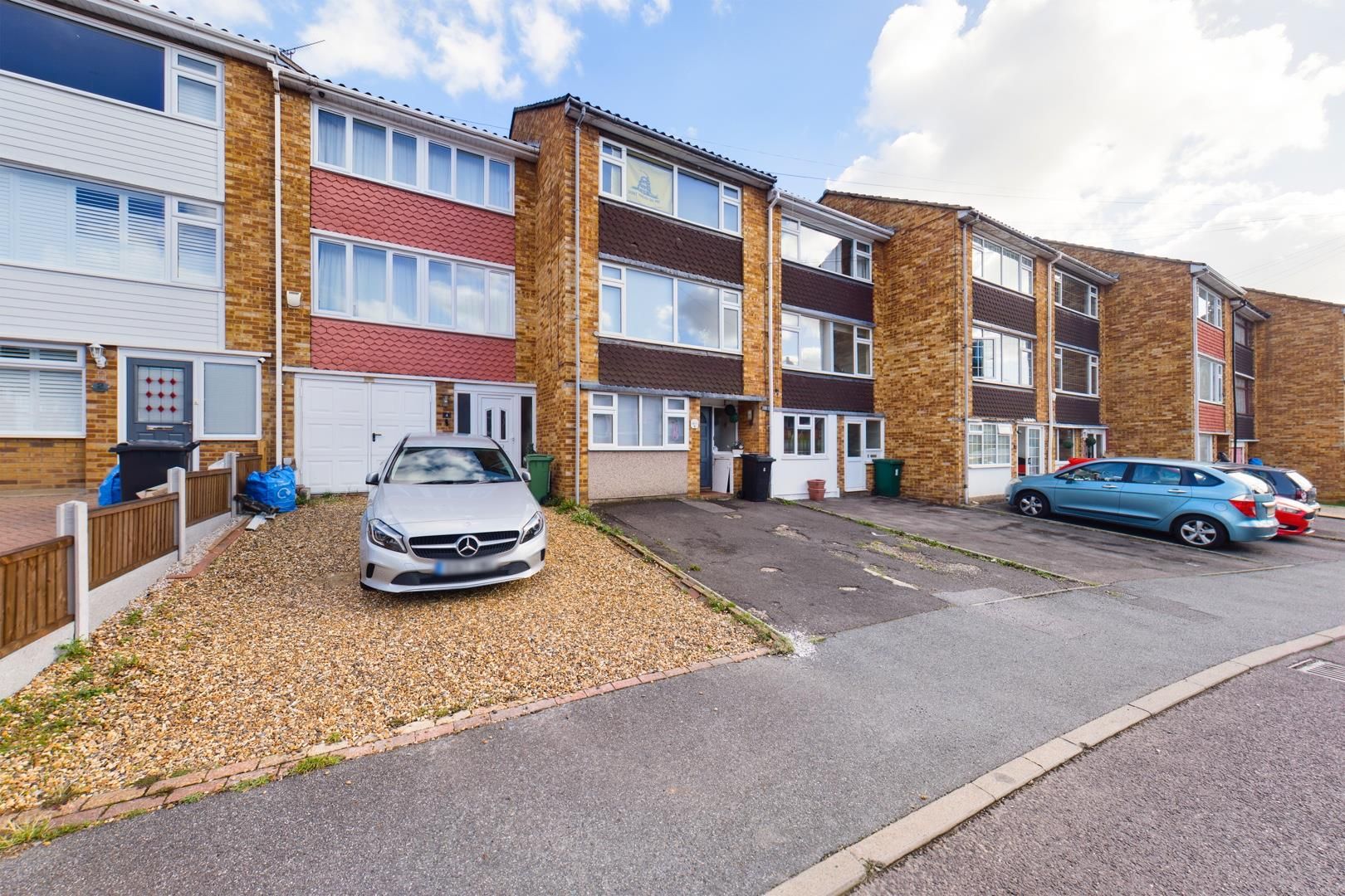 5 bed property for sale in Sycamore Drive, Brentwood CM14 Zoopla