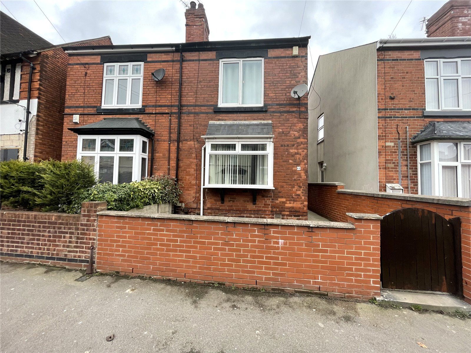 3 bed semidetached house for sale in Carter Lane, Mansfield
