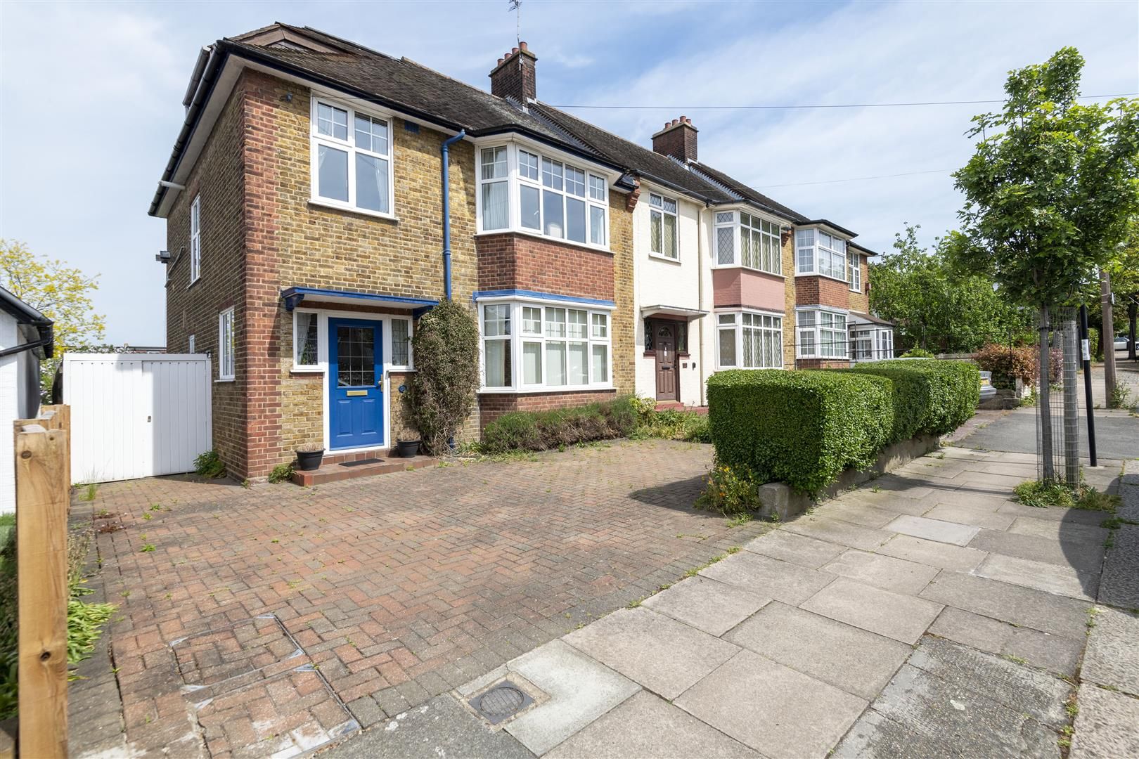4 bed end terrace house for sale in Dunvegan Road, Eltham SE9 Zoopla