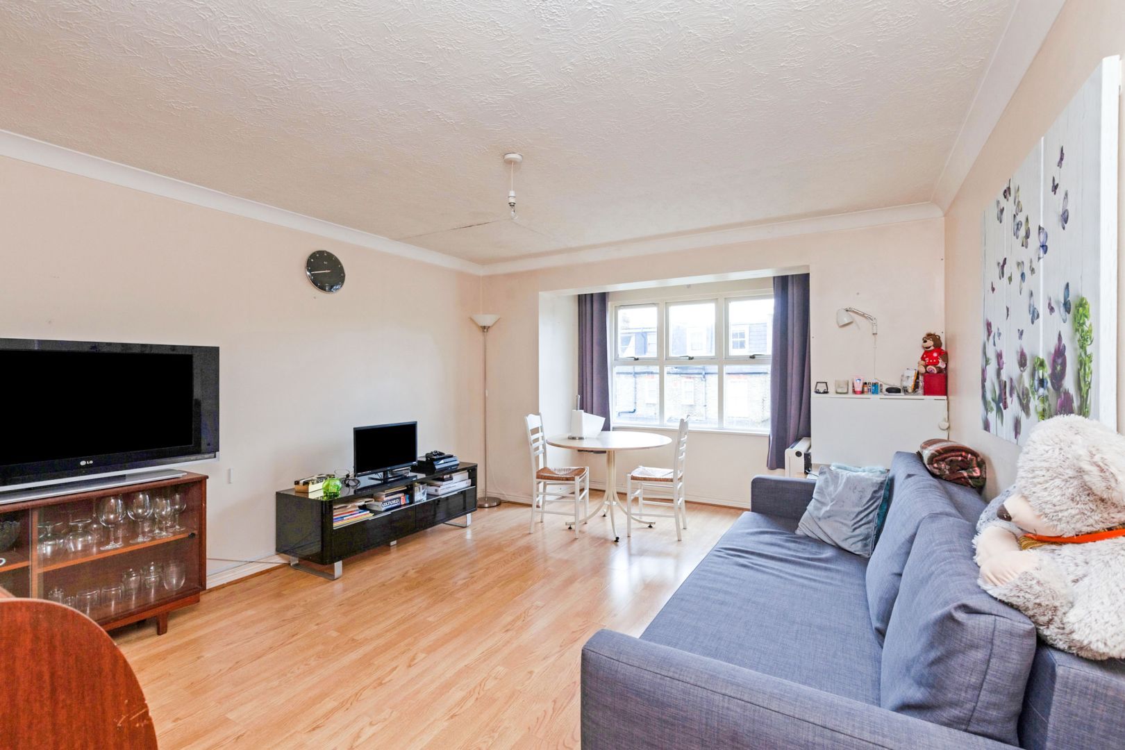 24 Ravensbury Road, Earlsfield SW18