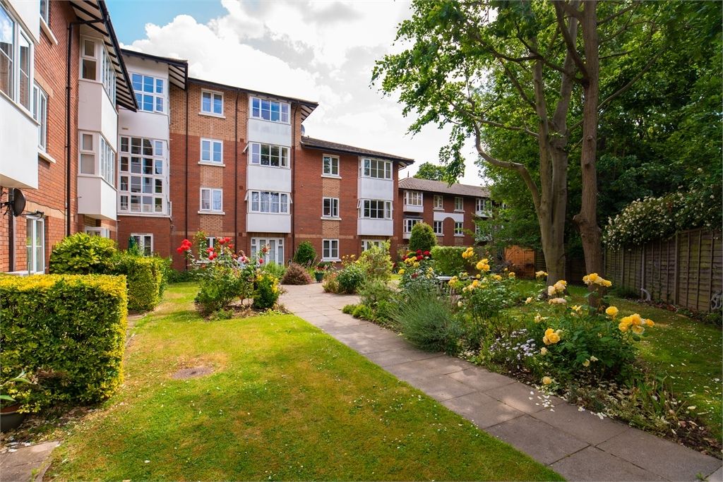 Beechwood Grove, Acton, London. W3  