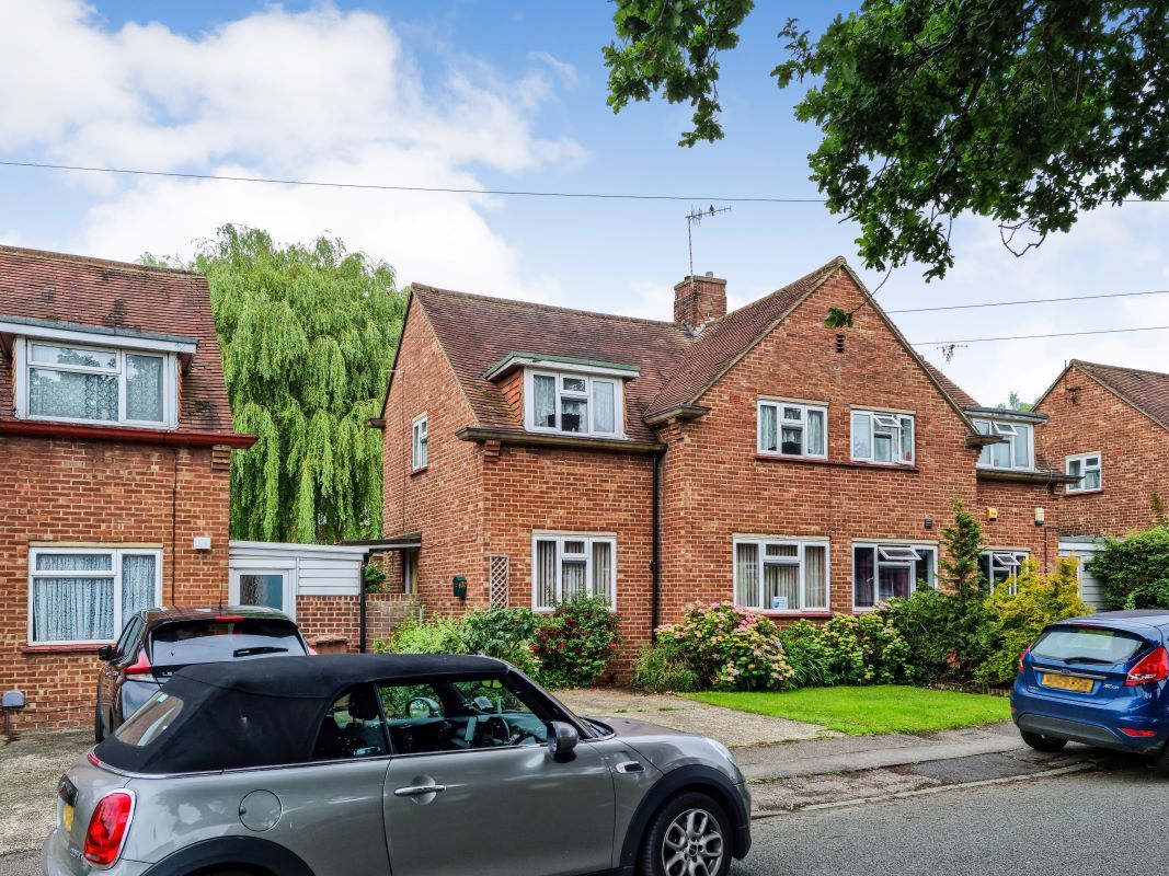 96 Cabell Road, Guildford, Surrey GU2  