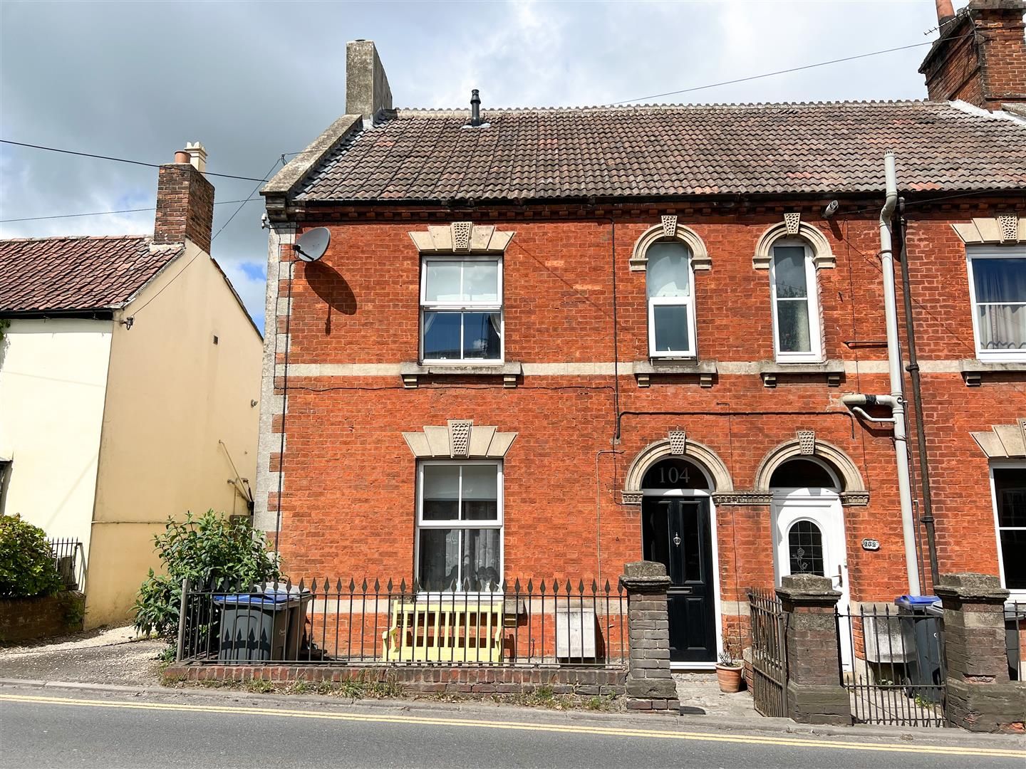 3 bed property for sale in Warminster Road, Westbury BA13 Zoopla