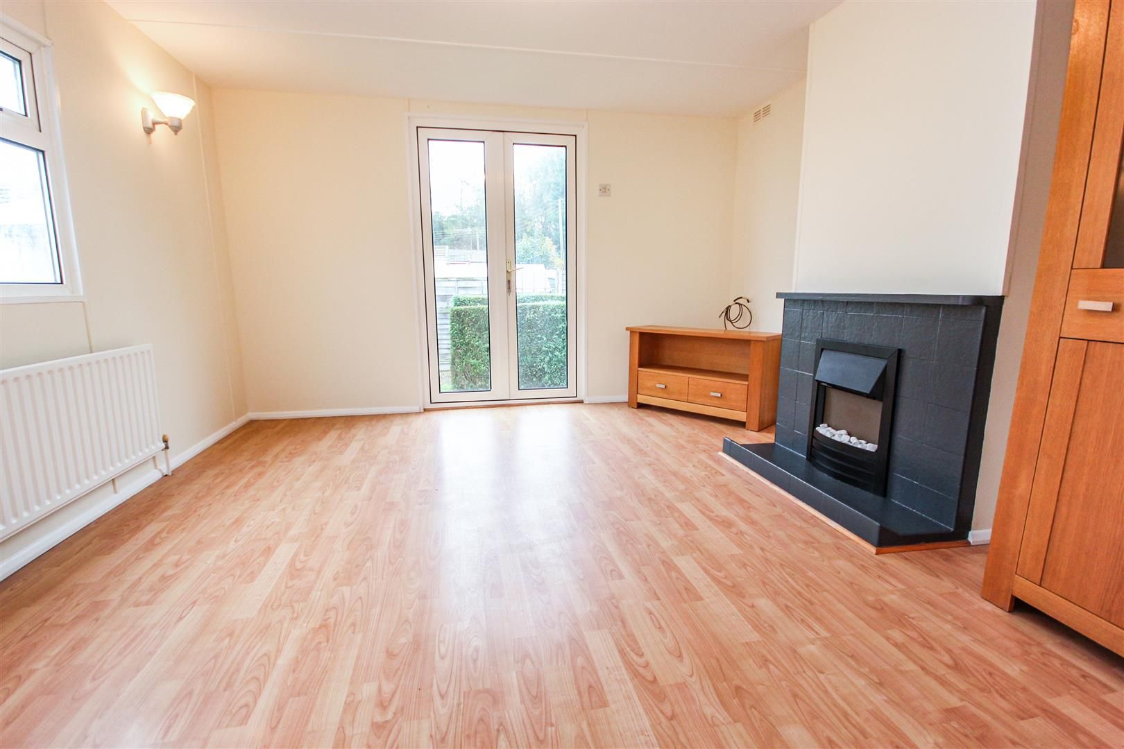 2 bed detached bungalow for sale in Wilby Park, Wilby, Wellingborough