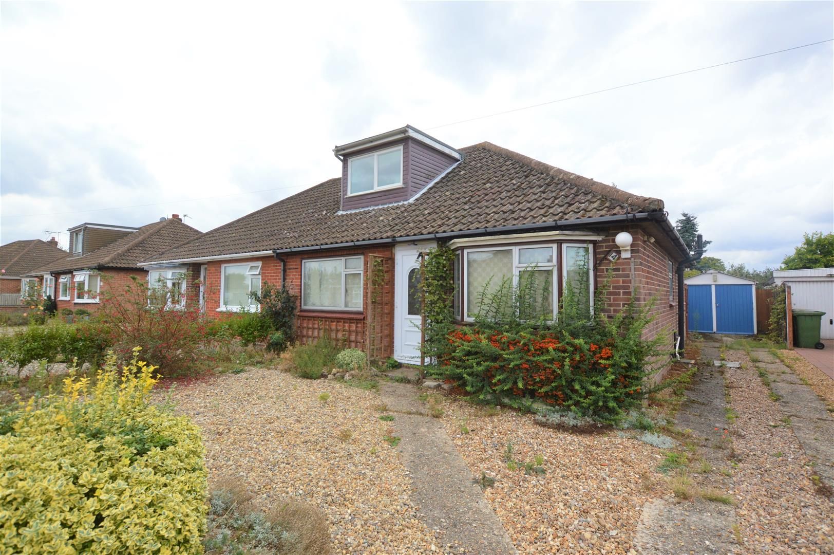 3 bed semidetached bungalow for sale in Eastern Close, Thorpe St