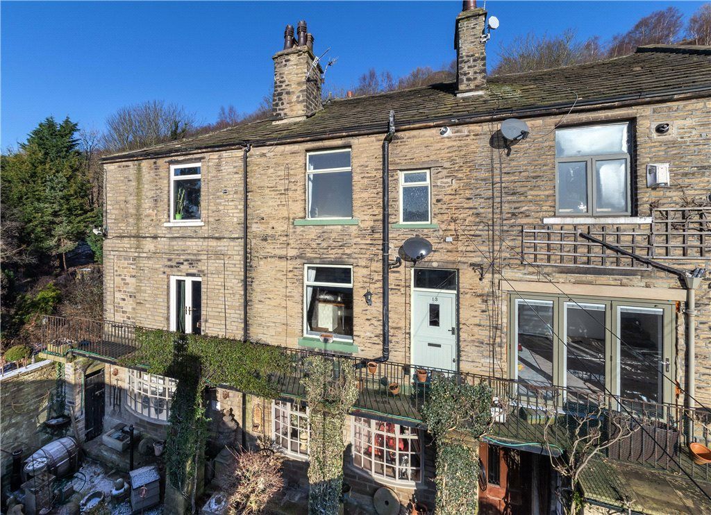 1 bed terraced house for sale in Upper Green, Baildon, Shipley, West