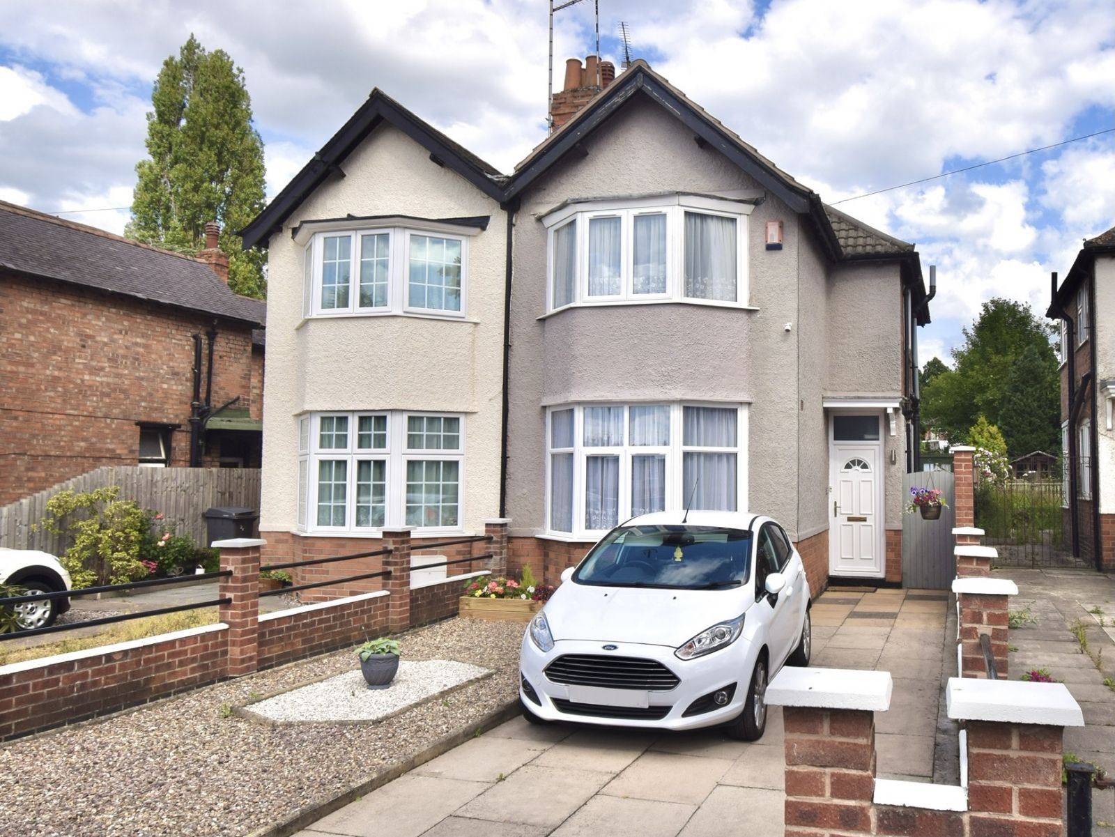 3 bed semidetached house for sale in Humberstone Drive, Leicester LE5 Zoopla