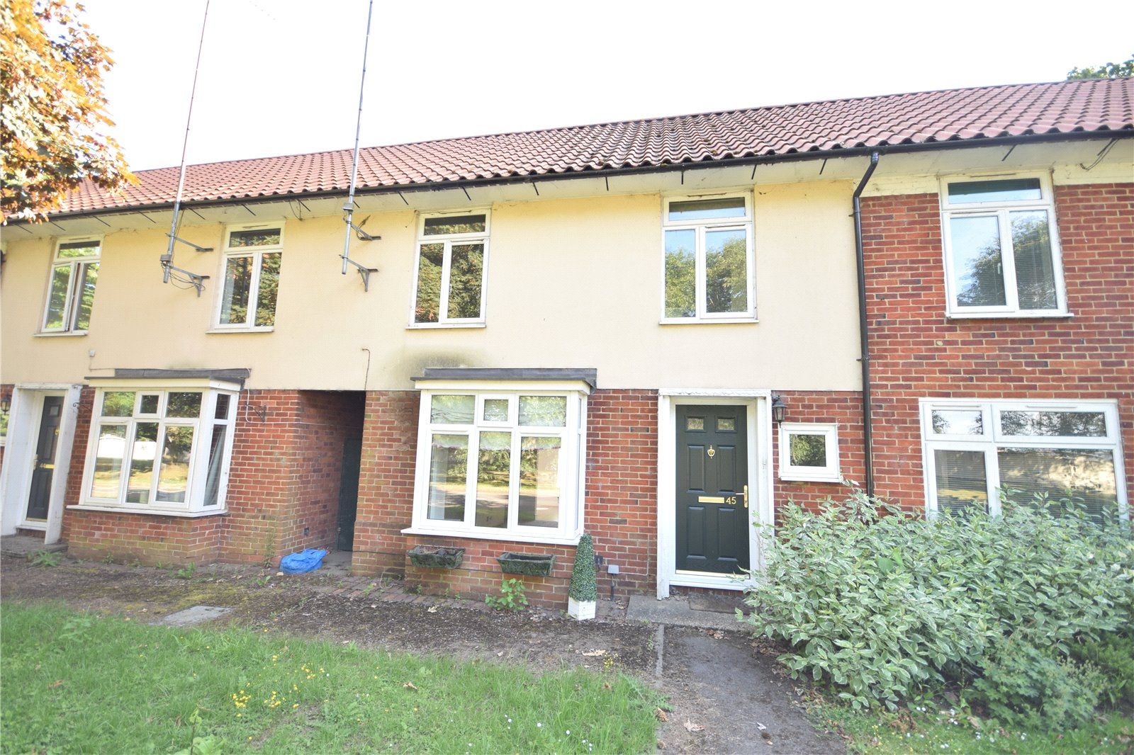 2 bed semidetached house to rent in Venning Road, Arborfield, Reading