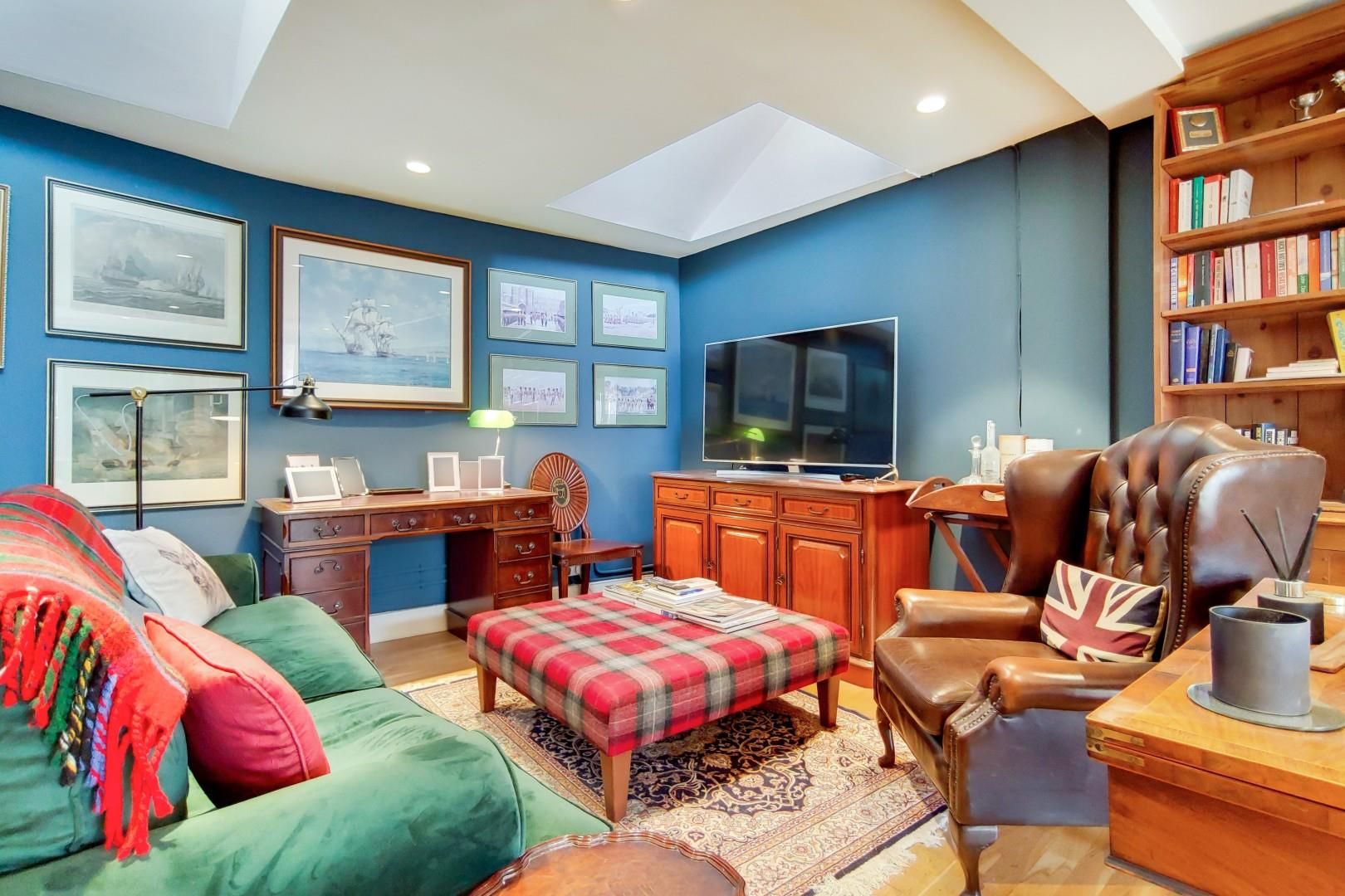 Smiths Yard, London SW18