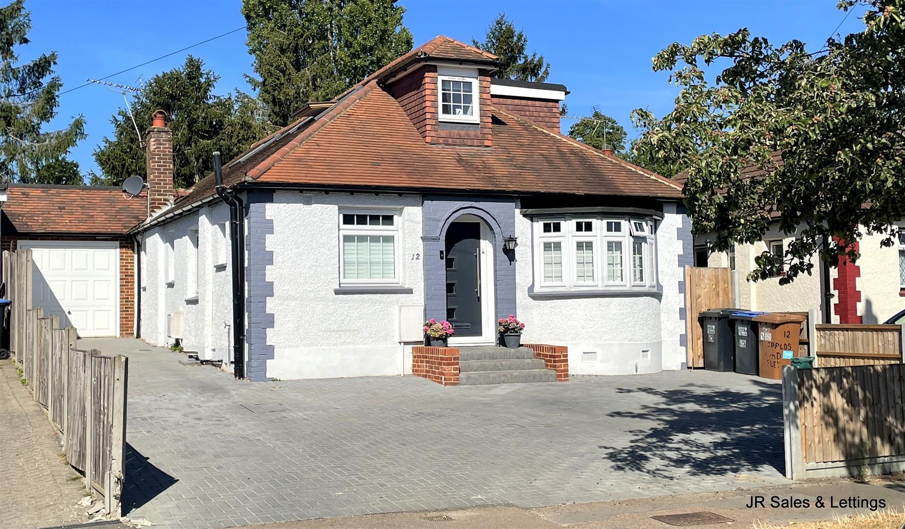 5 bed property for sale in Theobalds Road, Cuffley, Potters Bar EN6