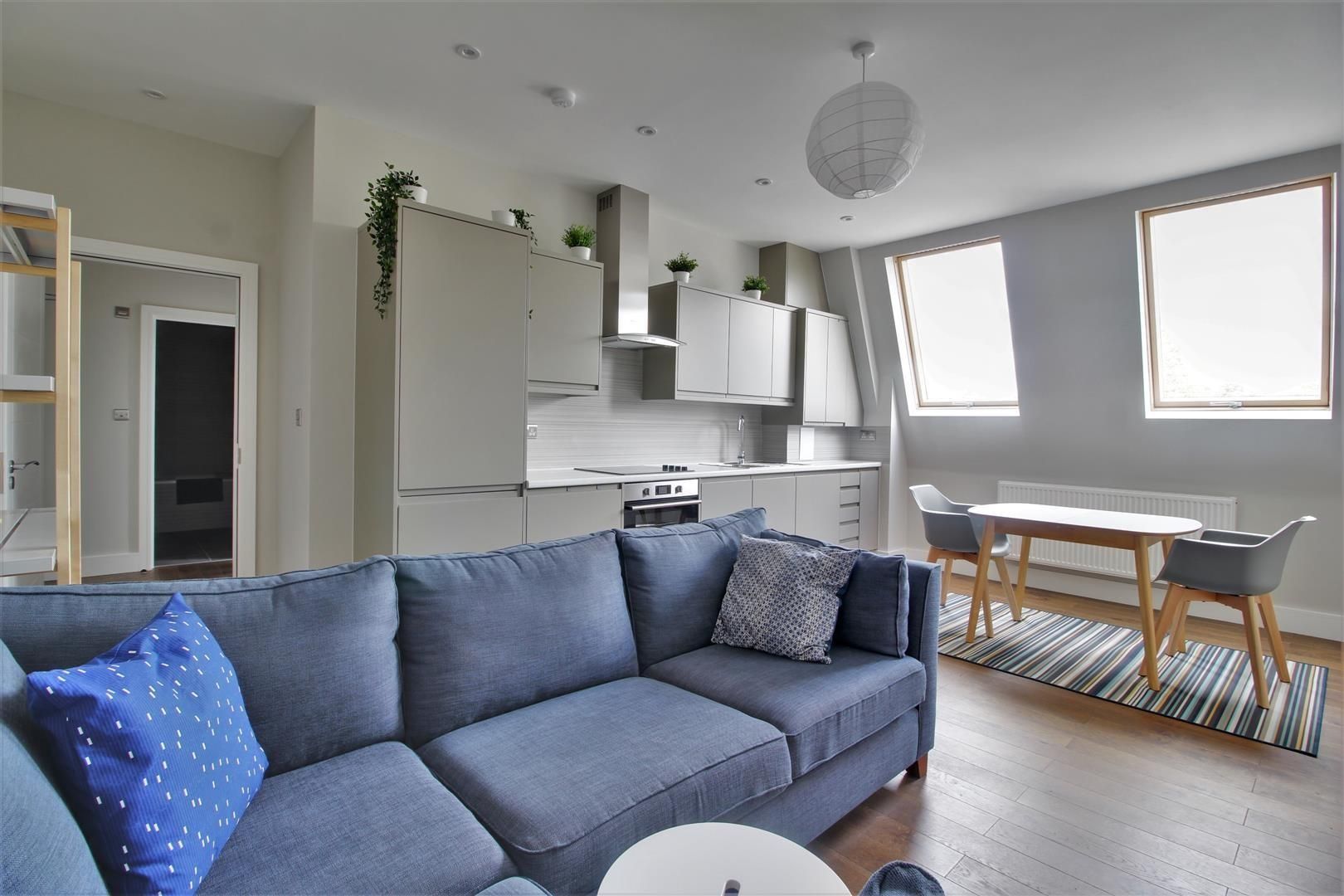 2 bed flat for sale in Fitzalan House, Park Road, Gloucester GL1 Zoopla