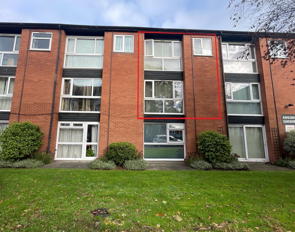 3 bed for sale in 7 Ashleigh Gardens, Off Narborough Road