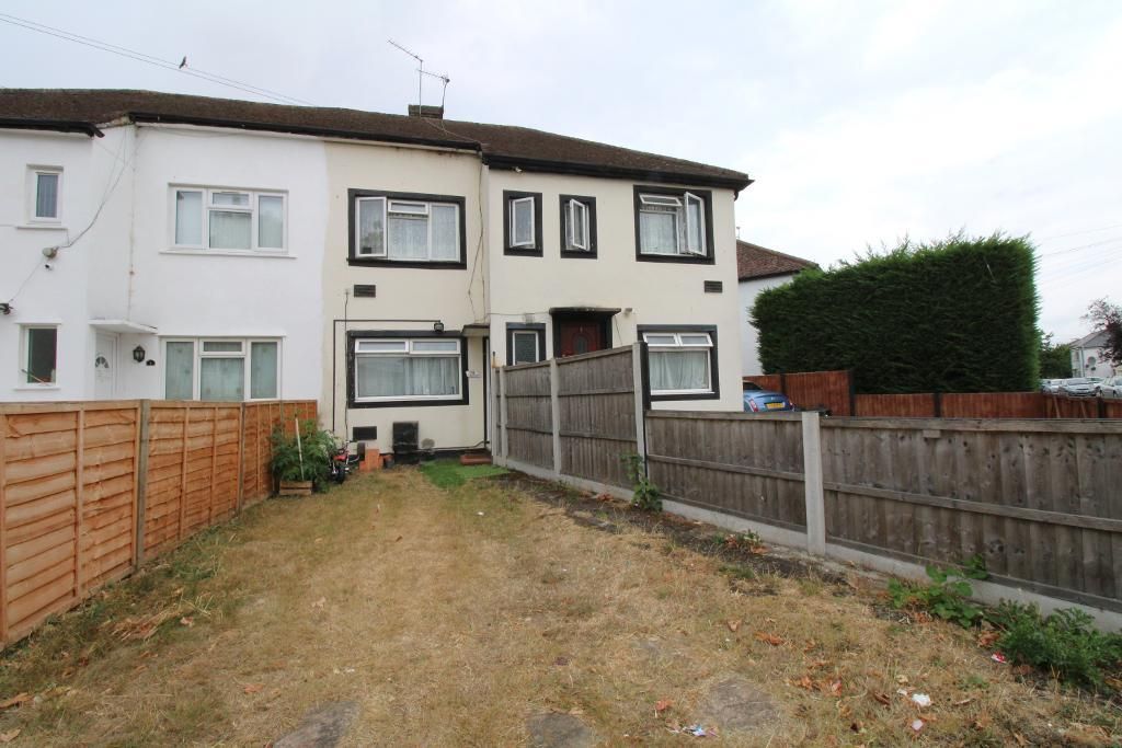 2 bed flat for sale in The Crescent, Harlington UB3 Zoopla