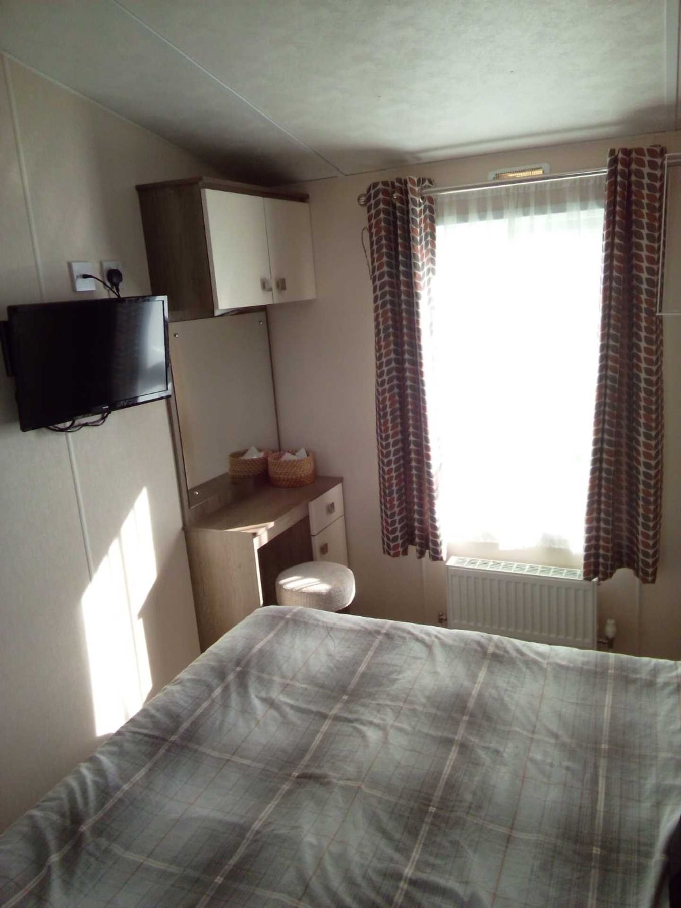 2 bed mobile/park home for sale in Wharf Road, Ealand, Scunthorpe DN17