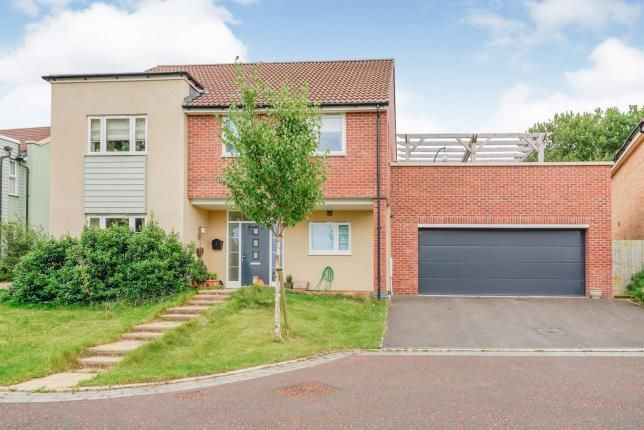 Birdlip Road, Cheltenham, Gloucestershire GL52