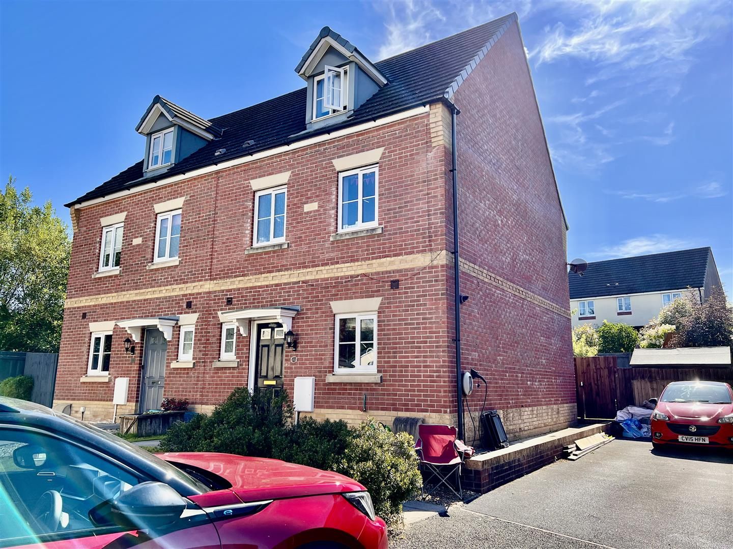 4 bed semidetached house for sale in Ffordd Y Glowyr, Betws, Ammanford