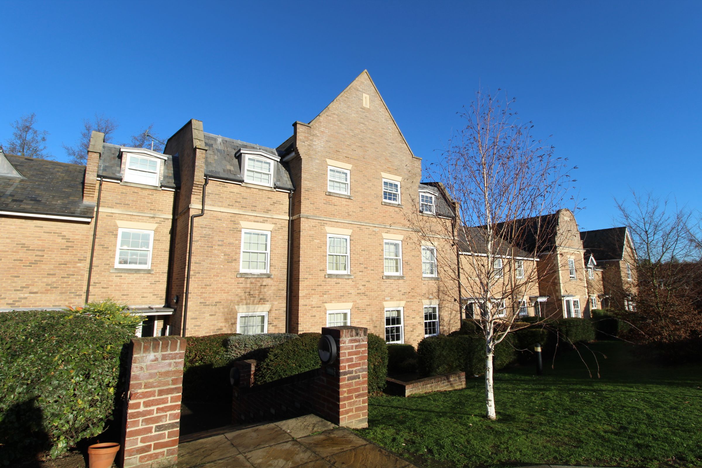 2 bed flat for sale in Cobb Close, Bury St. Edmunds IP32 Zoopla