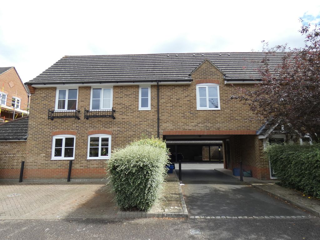 2 bed flat for sale in Langridge Mews, Hampton TW12 Zoopla