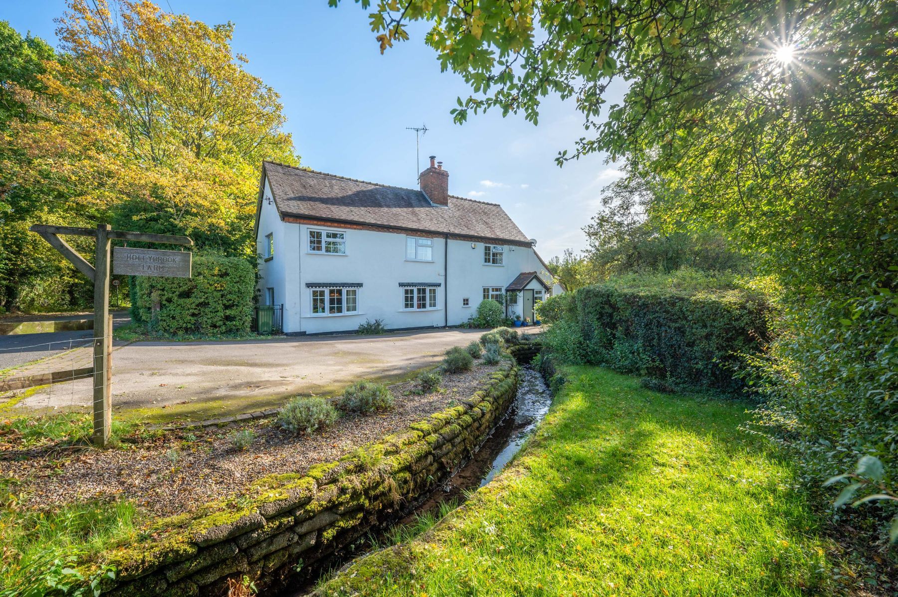 4 bed cottage for sale in Hollybrook Farm, Houndsfield Lane, Hollywood, Birmingham B47 Zoopla