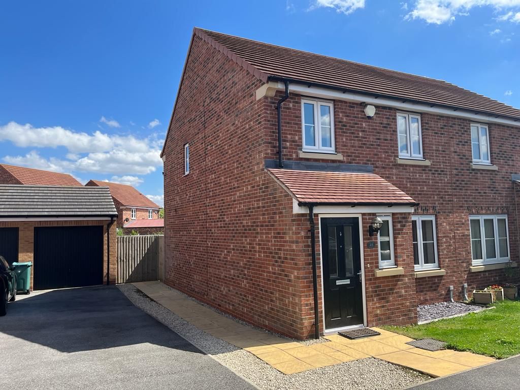 3 bed semidetached house for sale in Southlands Close, South Milford