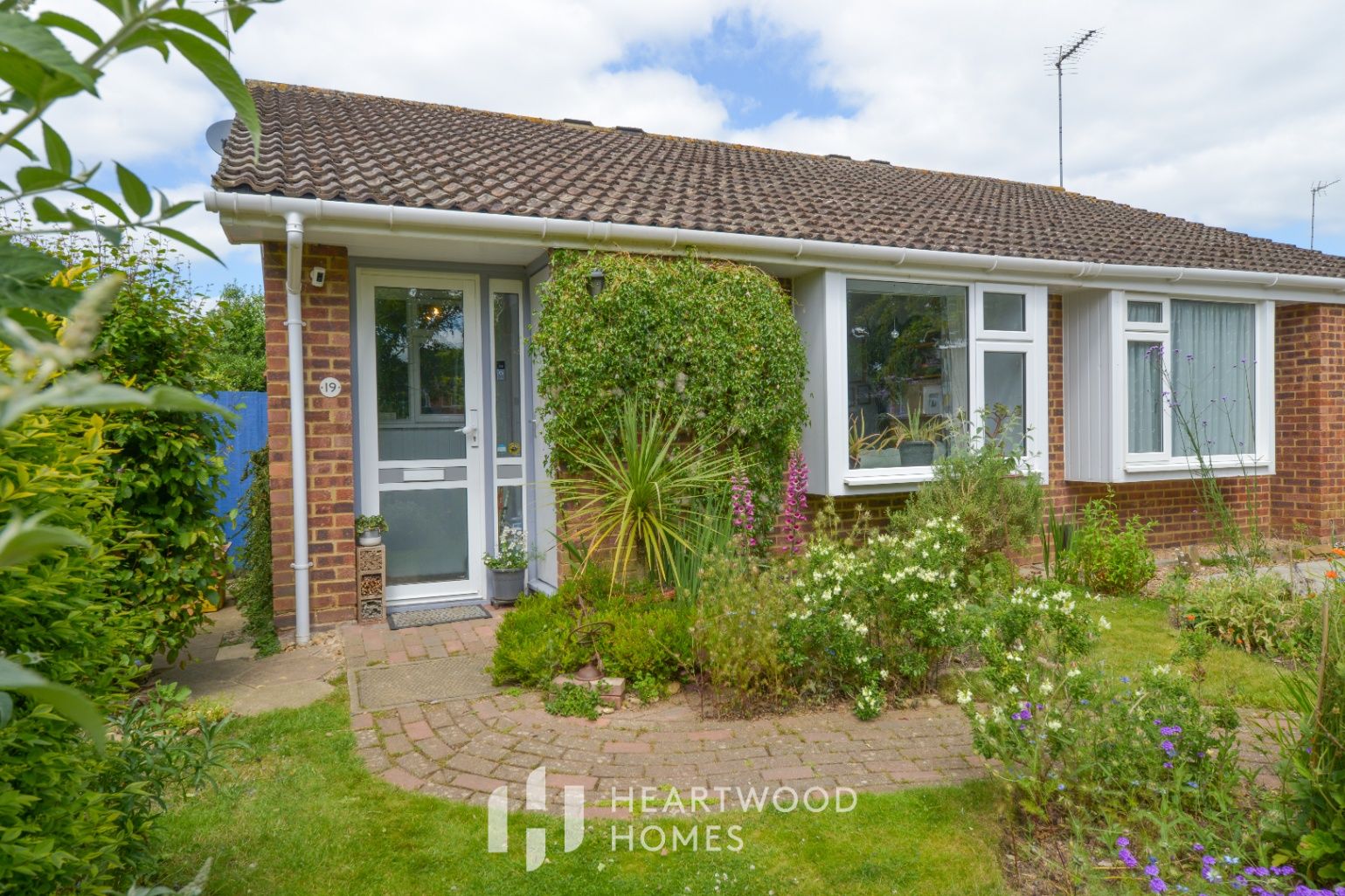 2 bed semidetached bungalow for sale in Kingsmead, St. Albans AL4 Zoopla