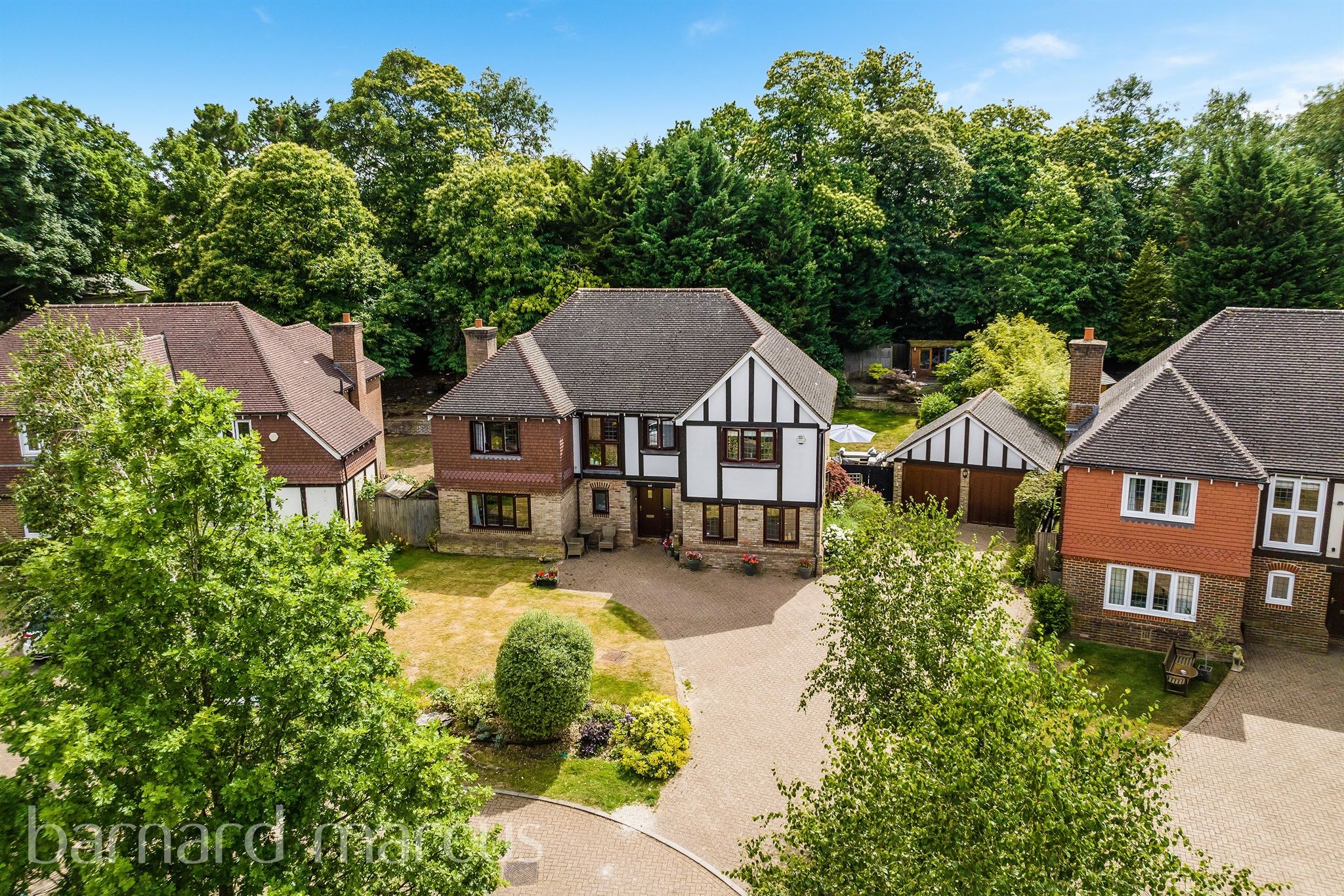 5 bed detached house for sale in Claremount Gardens, Epsom KT18 Zoopla