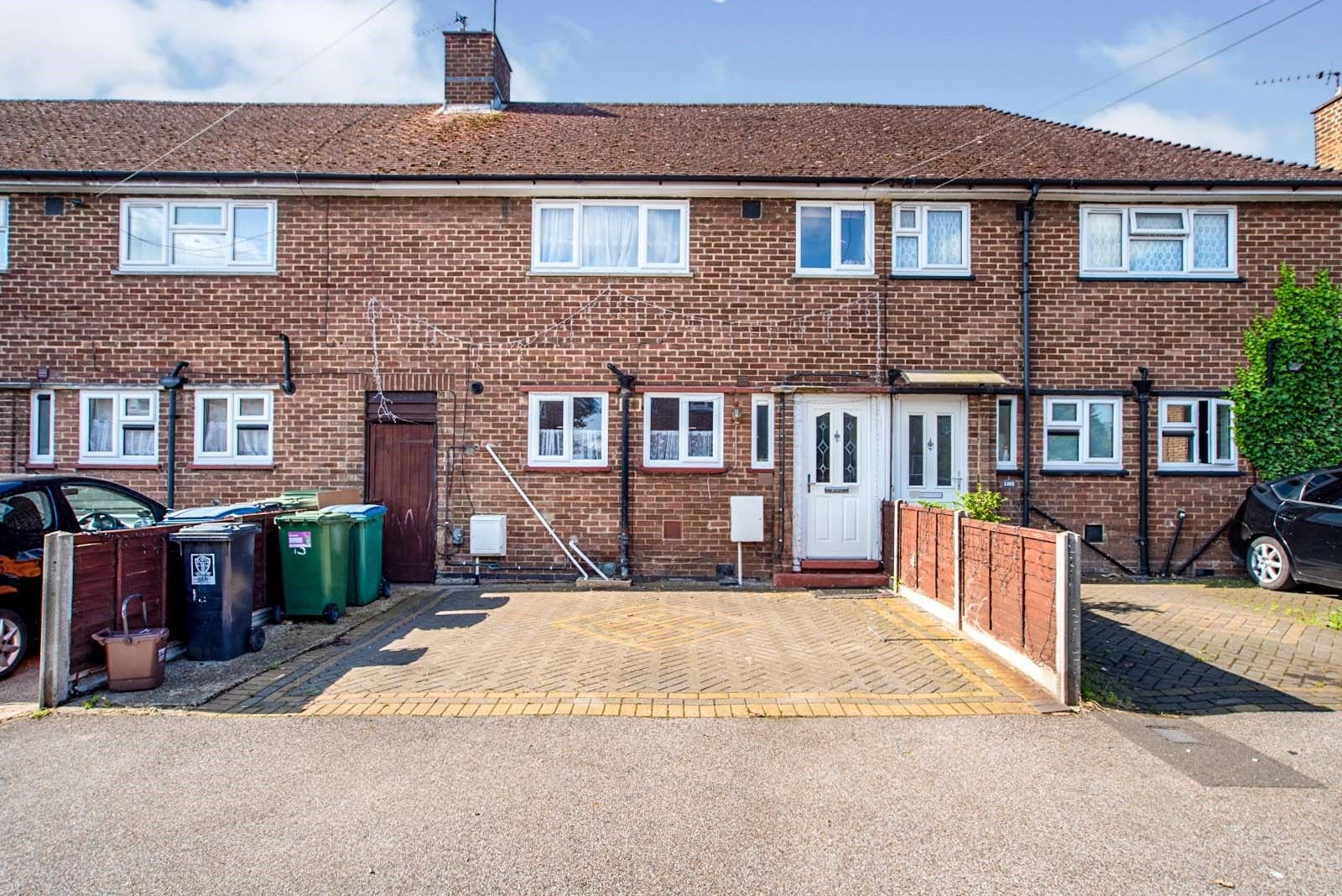 3 bed terraced house for sale in Clarke Way, Watford WD25 Zoopla