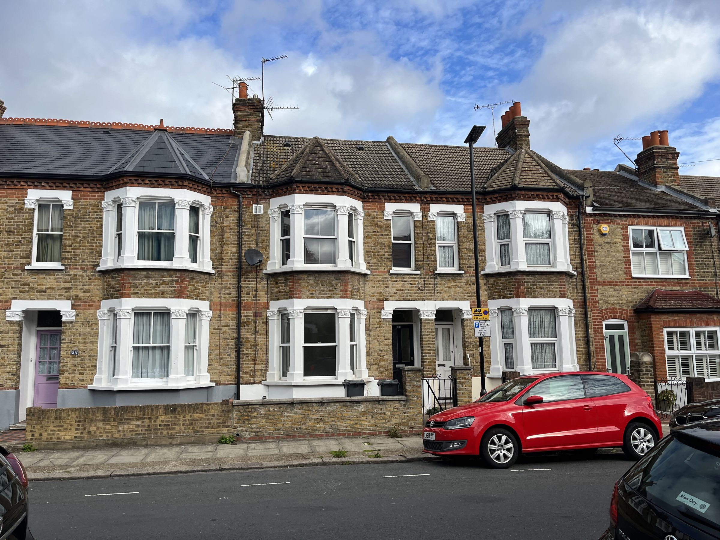 1 bed flat for sale in 33A Mill Plat Avenue, Isleworth, Greater London