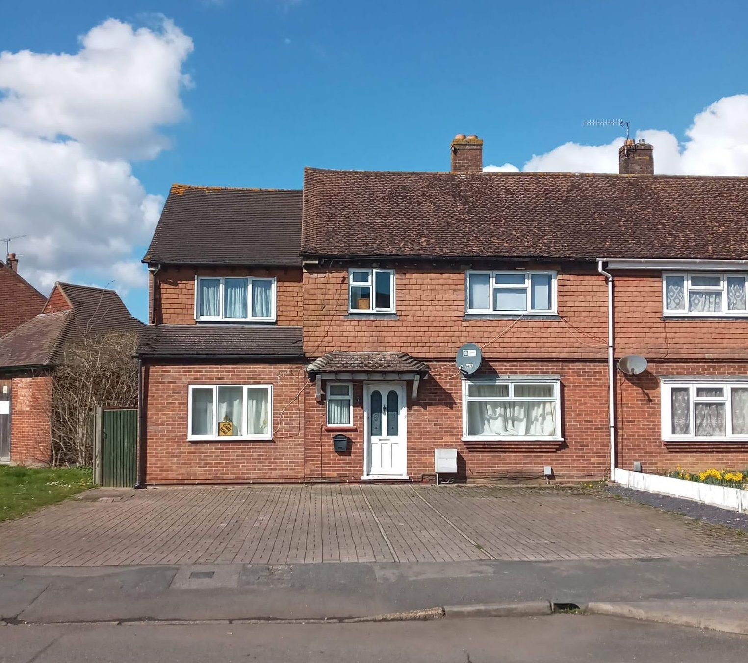 4 bed semidetached house for sale in Fir Tree Road, Guildford GU1 Zoopla