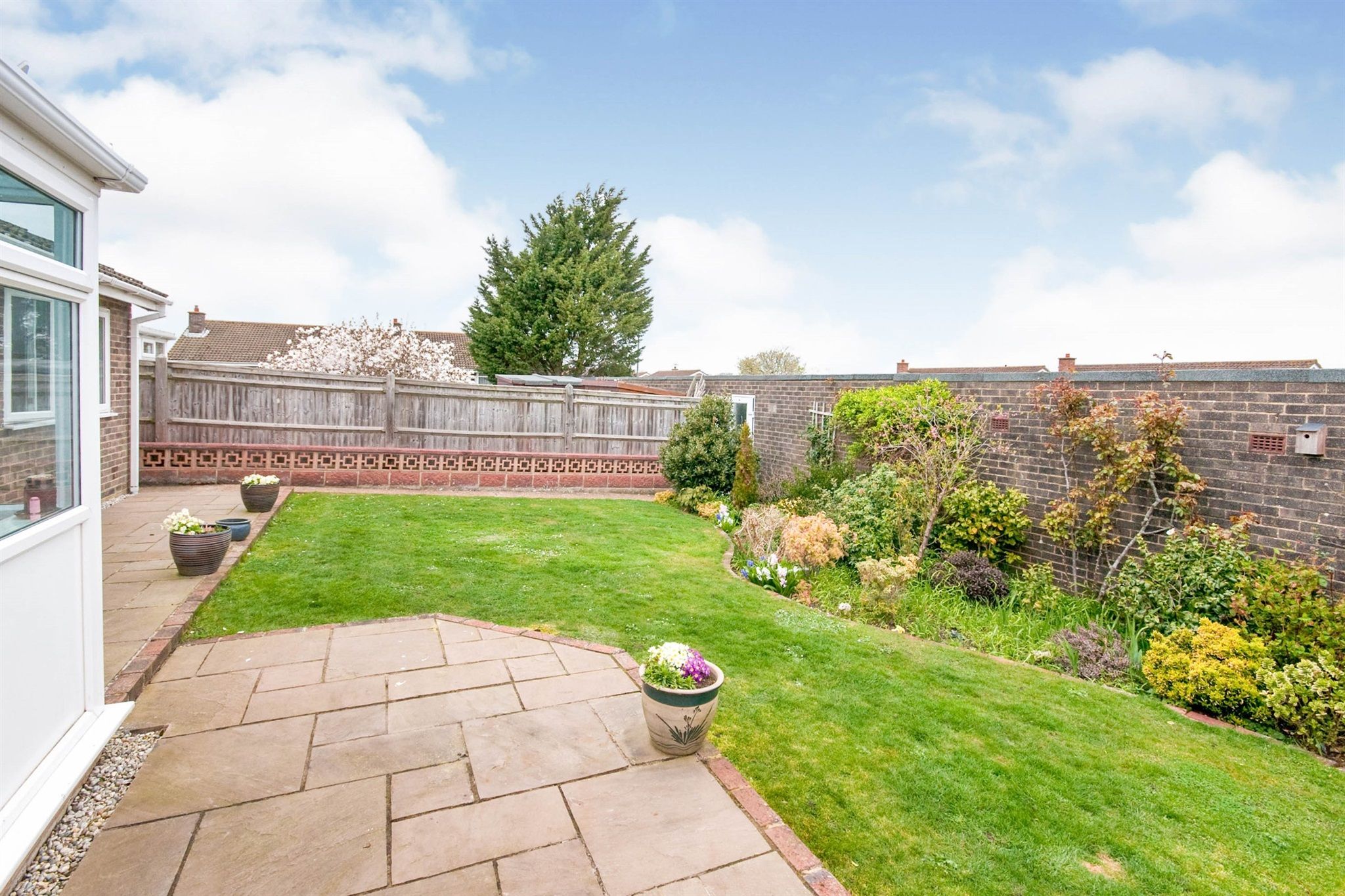 2 bed detached bungalow for sale in Anderida Road, Willingdon, Eastbourne BN22 Zoopla