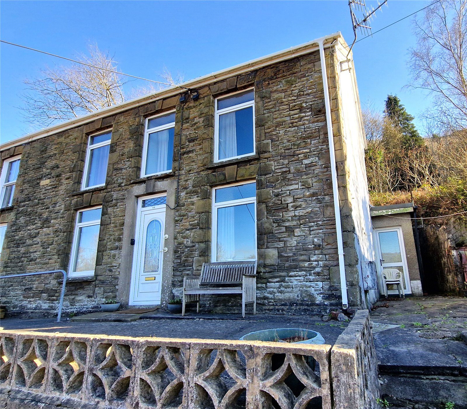 3 bed semidetached house for sale in Graig Road, Alltwen, Pontardawe