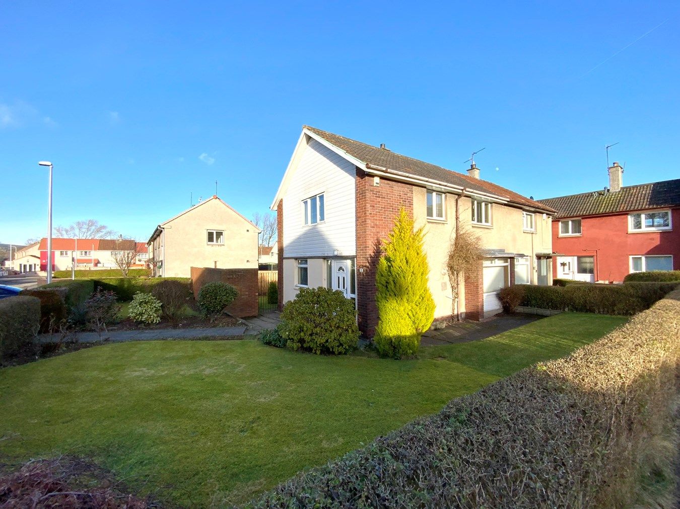 3 bed end terrace house for sale in Bilsland Path, Glenrothes