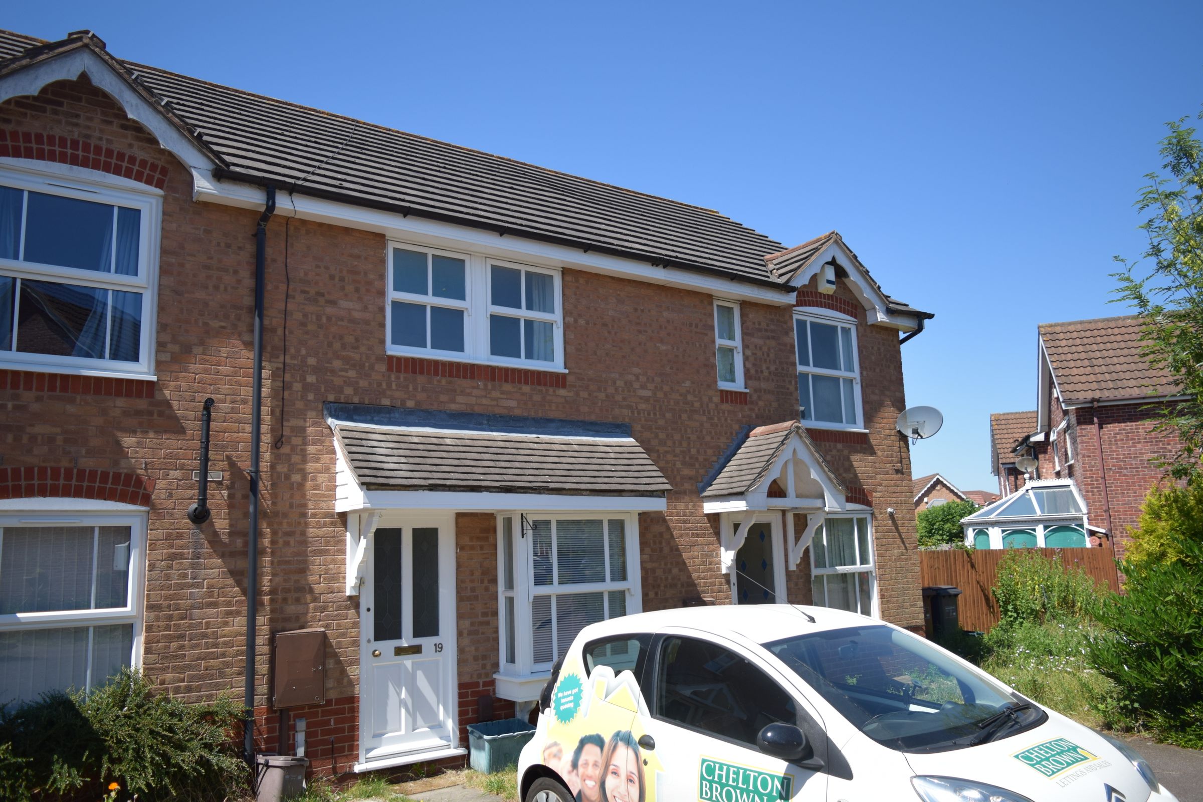 2 bed terraced house to rent in Butts Croft Close, East Hunsbury