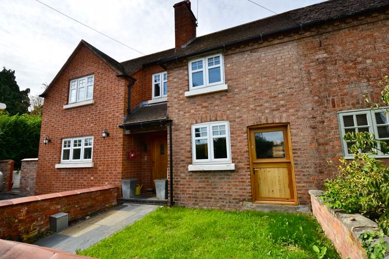 3 bed property for sale in Malthouse Lane, Church Lench, Evesham WR11