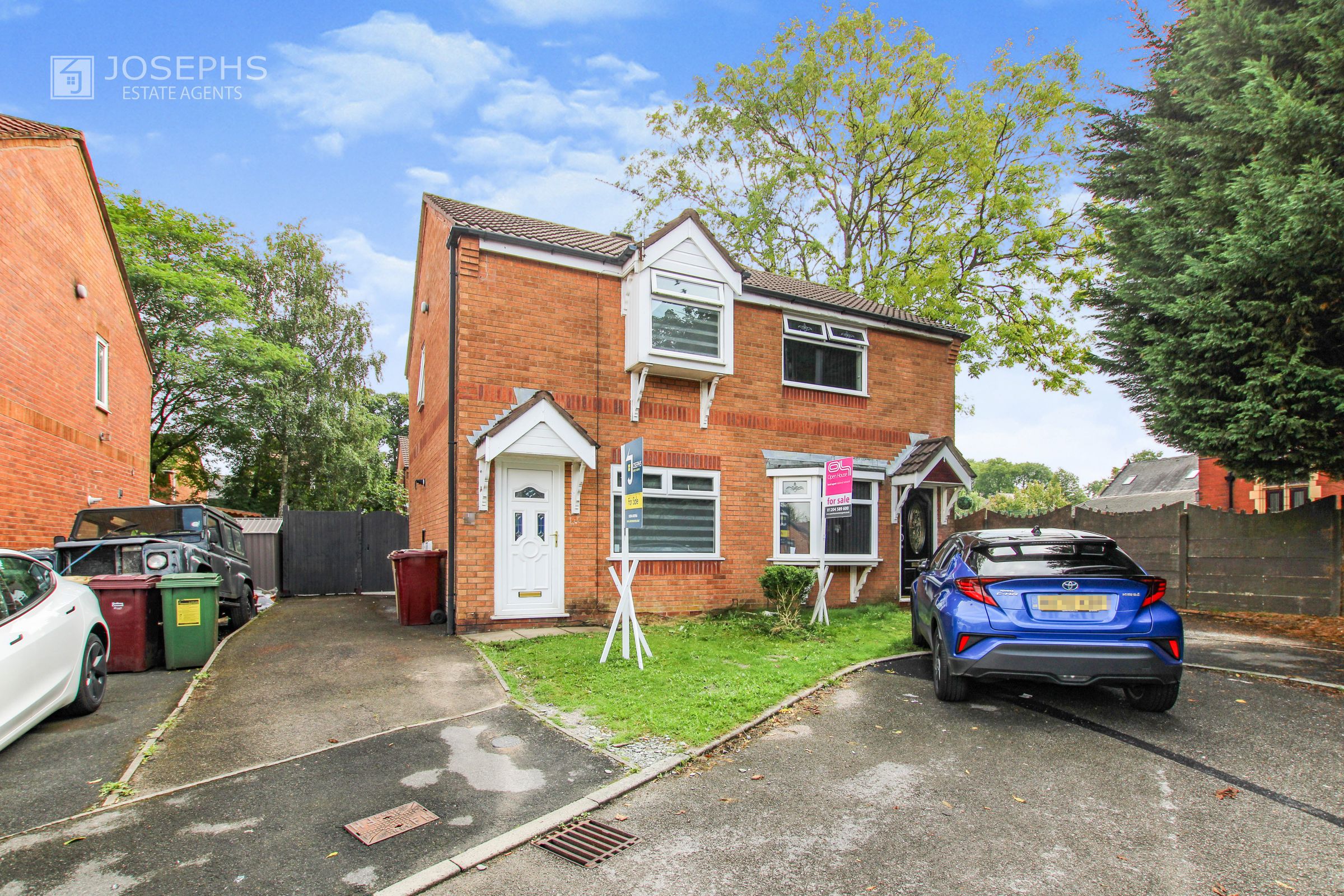 2 bed semidetached house for sale in Sunadale Close, Bolton BL3 Zoopla