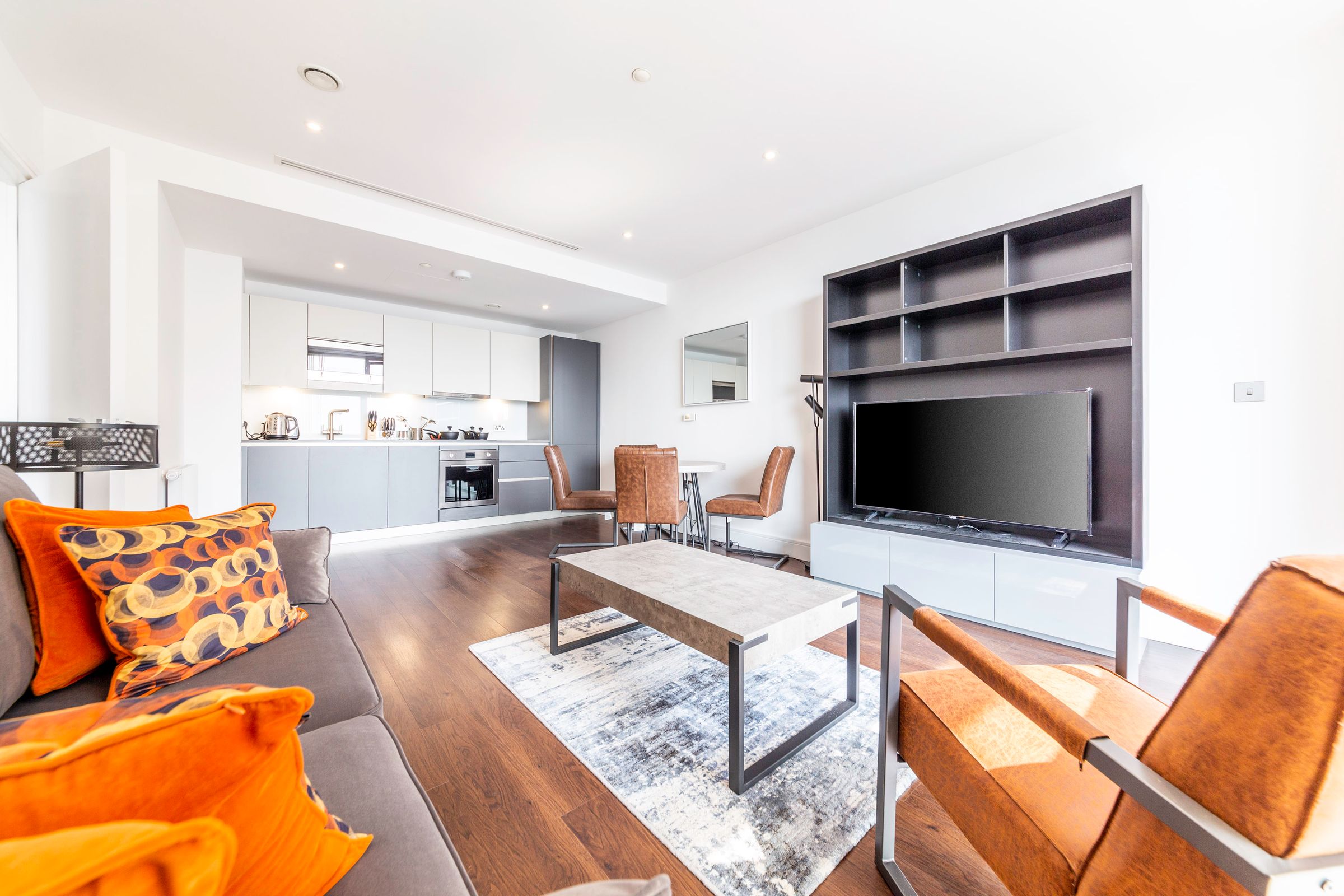 1 bed property to rent in Maine Tower, 9 Harbour Way, Canary Wharf