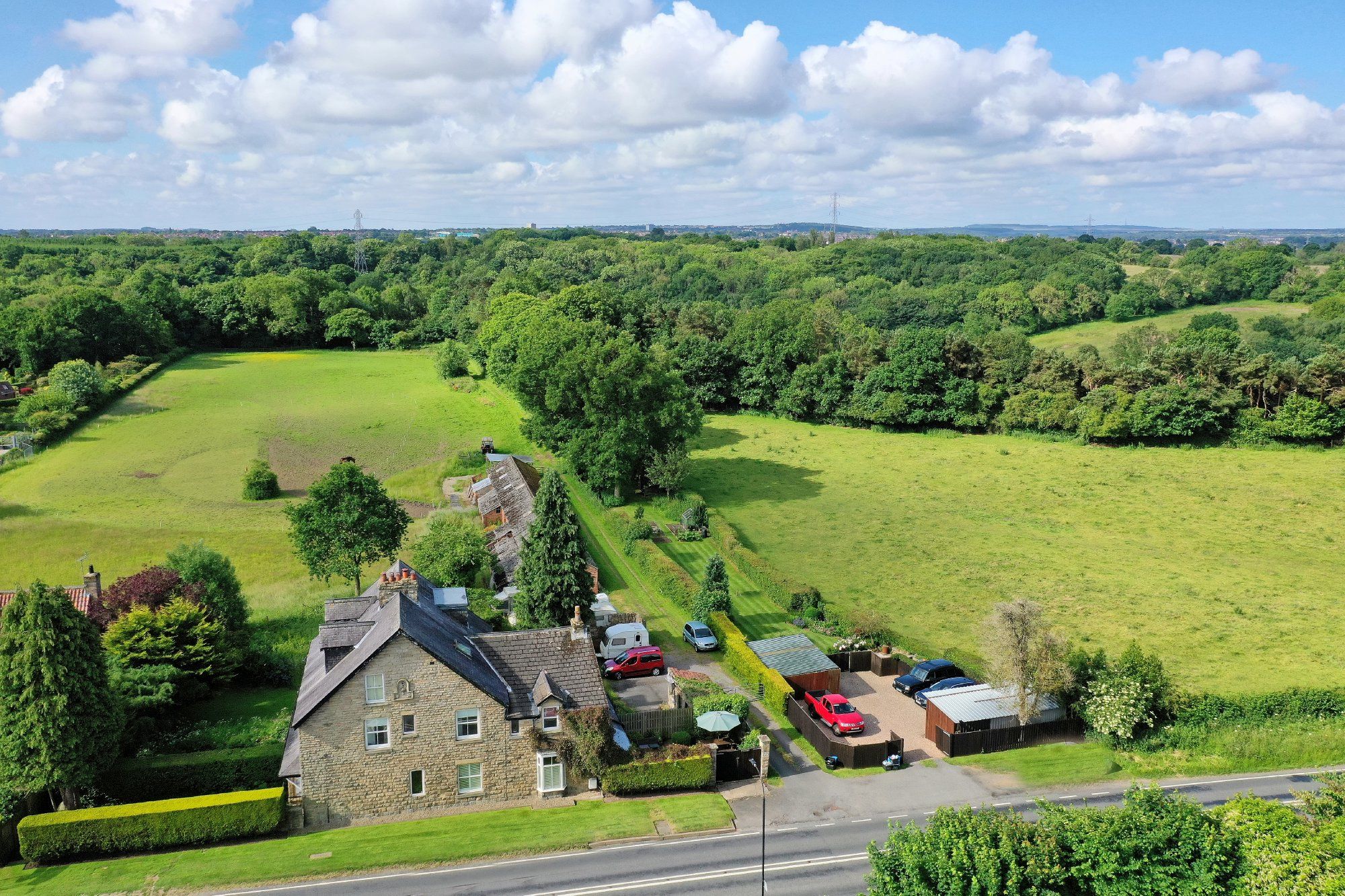 4 bed semidetached house for sale in Ripley Road, Scotton
