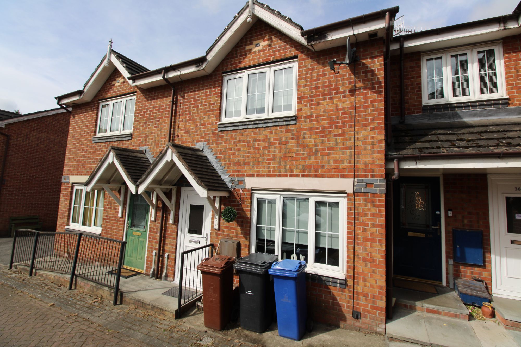 2 bed terraced house for sale in Lawnwood Drive, Goldthorpe, Rotherham