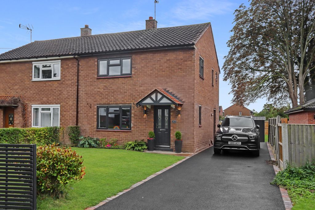3 bed semidetached house for sale in Quarry Lane, Christleton, Chester