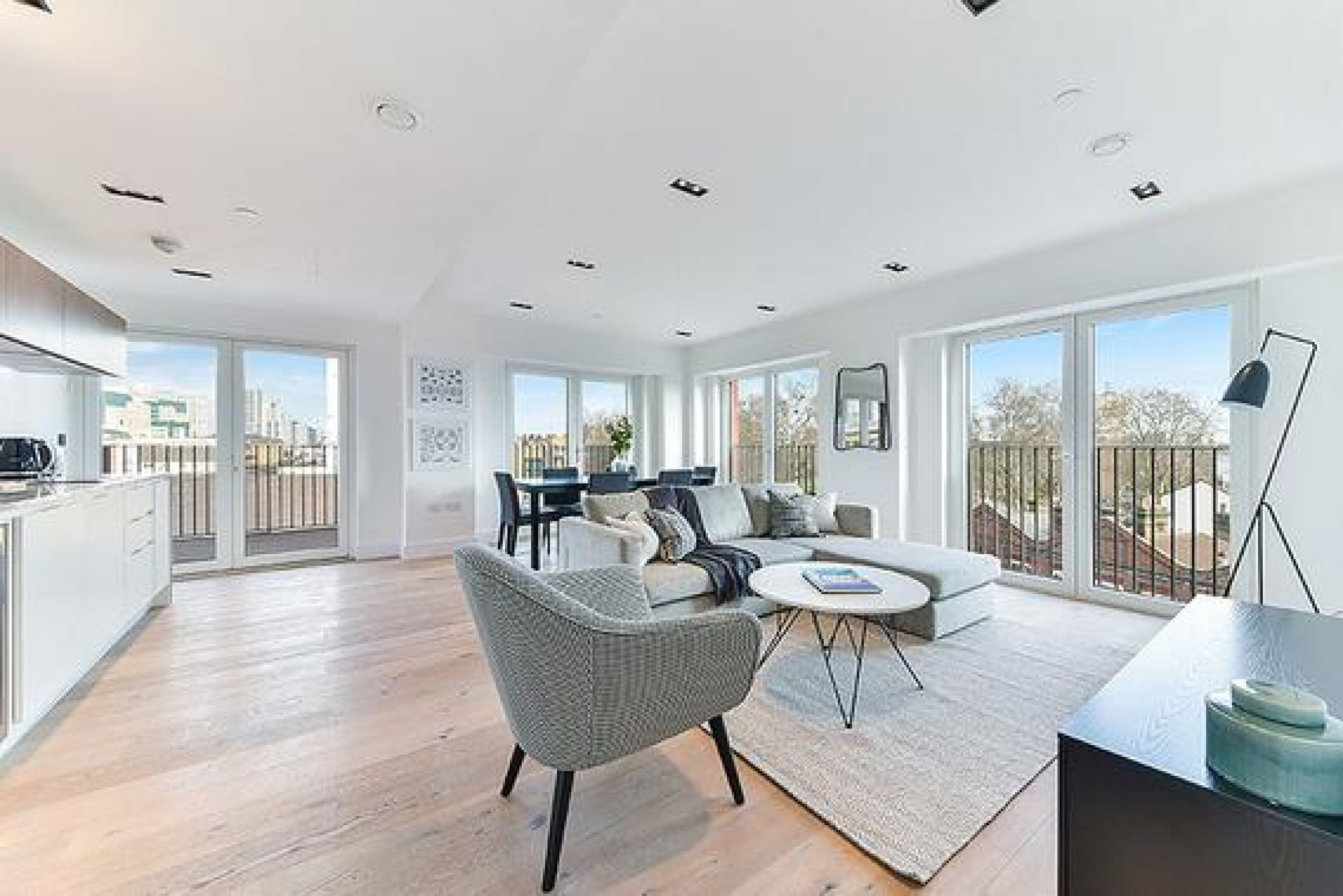 2 bed flat to rent in South Lambeth Road, London SW8 Zoopla