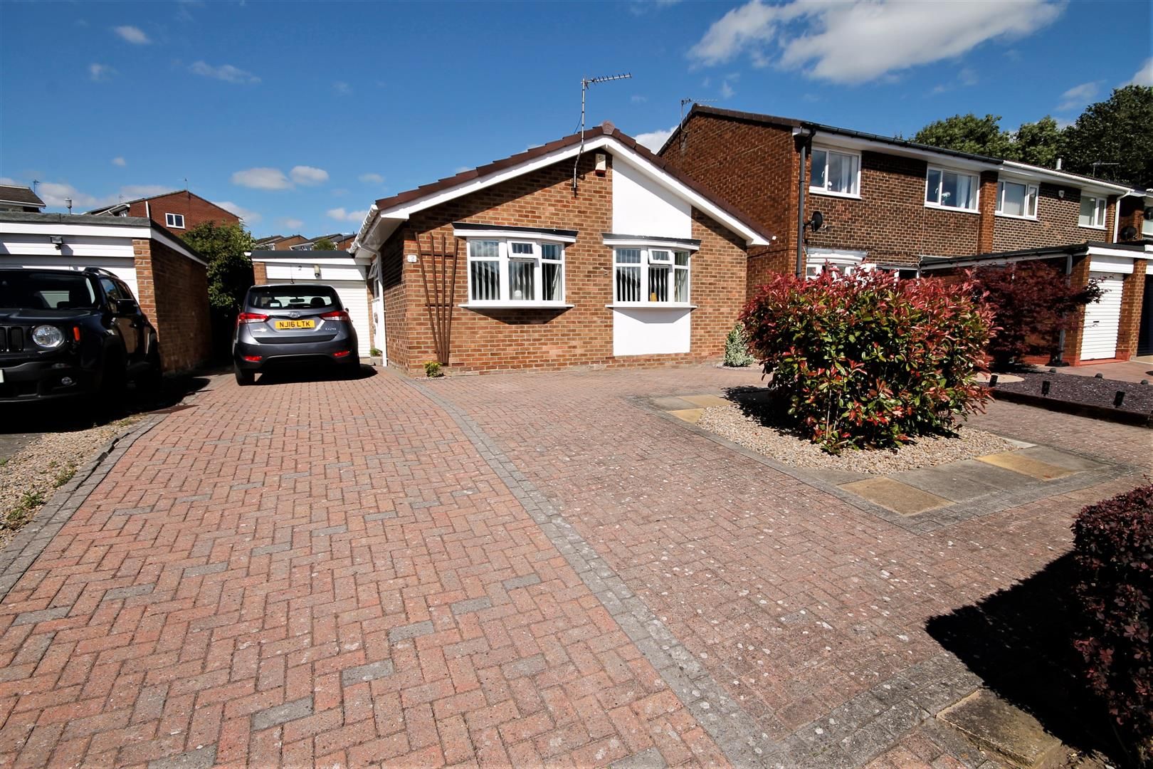 2 bed detached bungalow for sale in Alderdene Close, Ushaw Moor, Durham