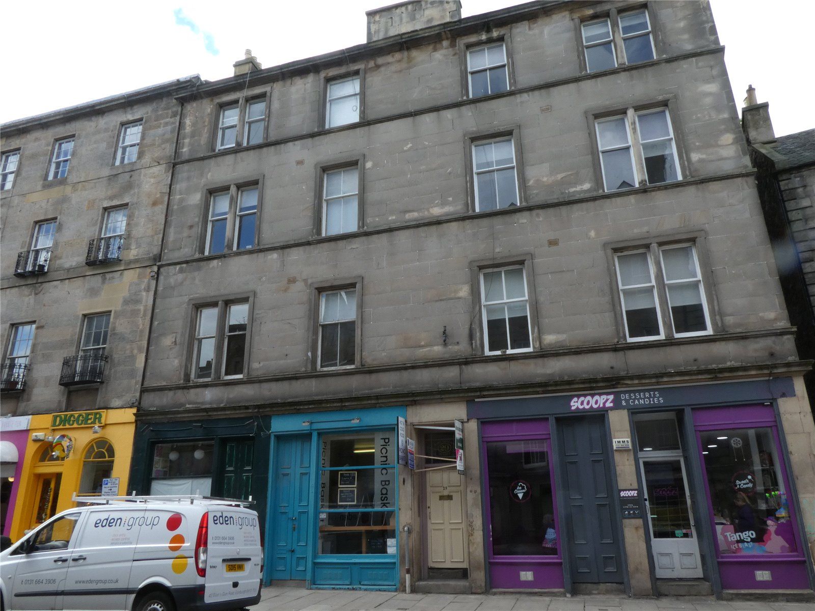 3 bed flat to rent in West Nicolson Street, Newington, Edinburgh EH8