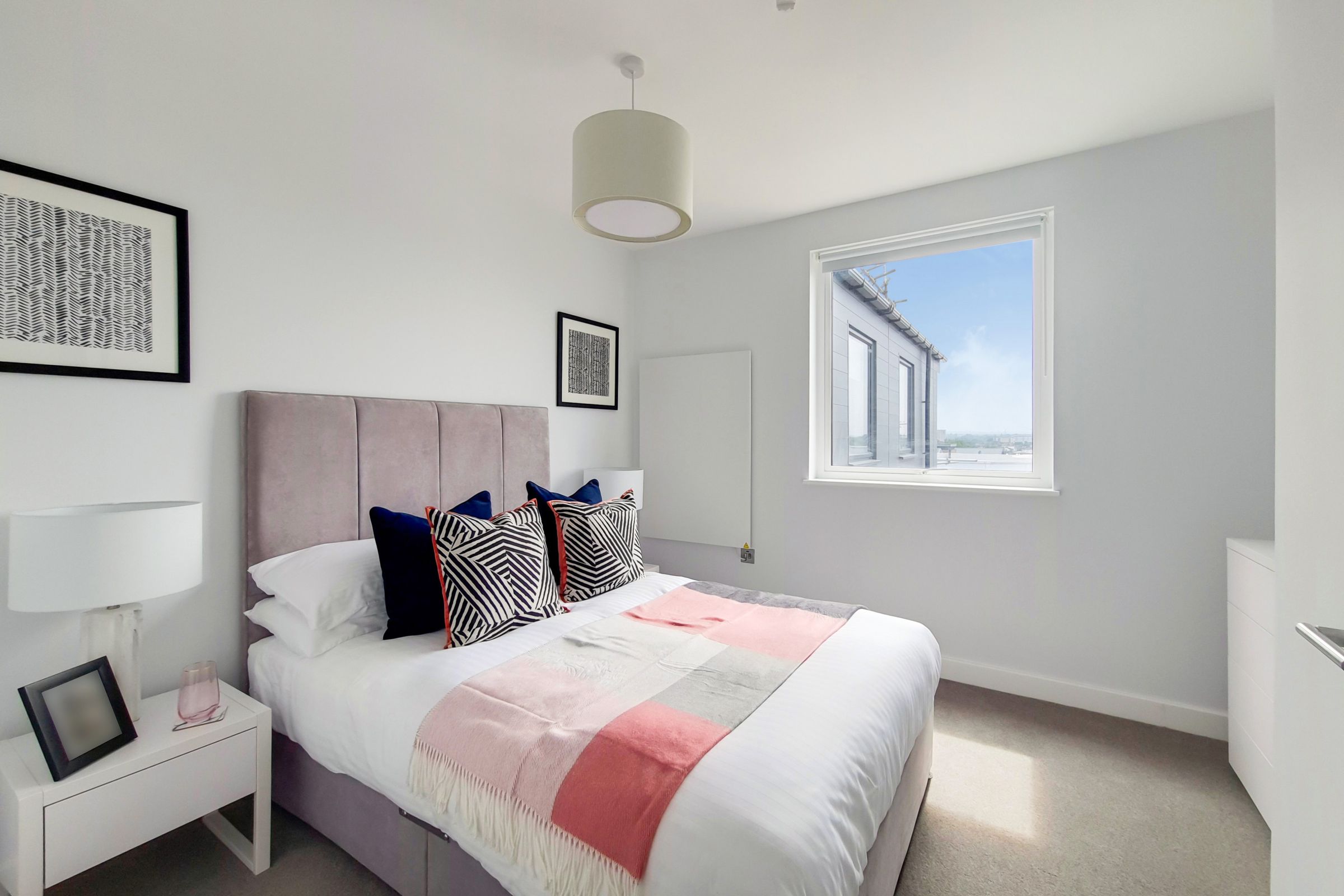 Tooting High Street, Tooting SW17  