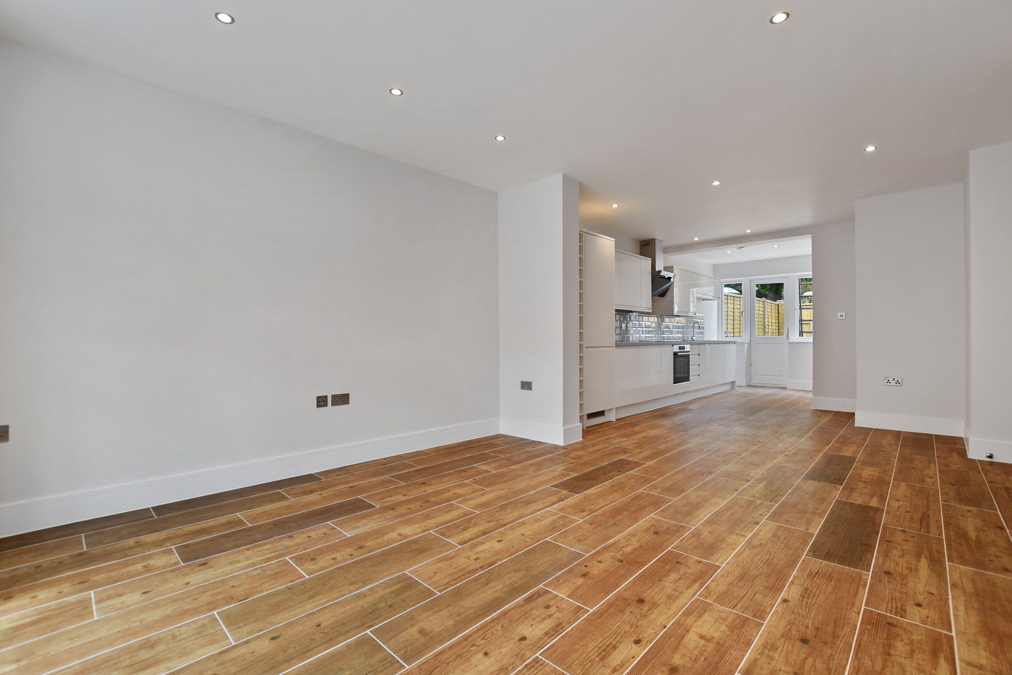 New home, 2 bed flat for sale in Hook Road, Surbiton, Surrey KT6 - Zoopla