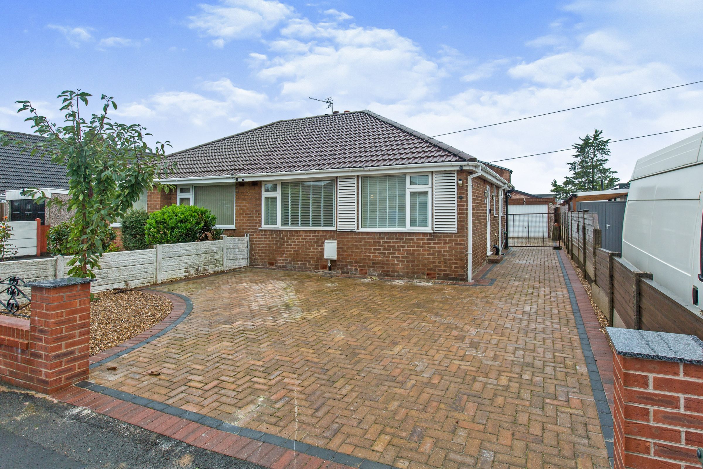 2 bed semidetached bungalow for sale in Claytongate, Chorley PR7 Zoopla