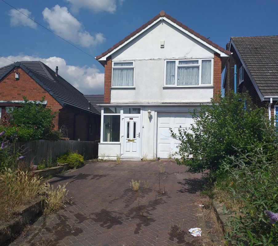 3 bed detached house for sale in 29 Bloxwich Road North, Willenhall