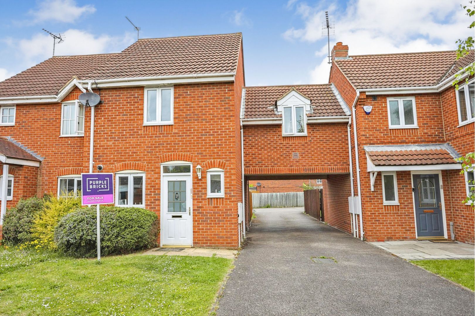 3 bed linkdetached house for sale in Stirling Drive, Coddington, Newark NG24 Zoopla