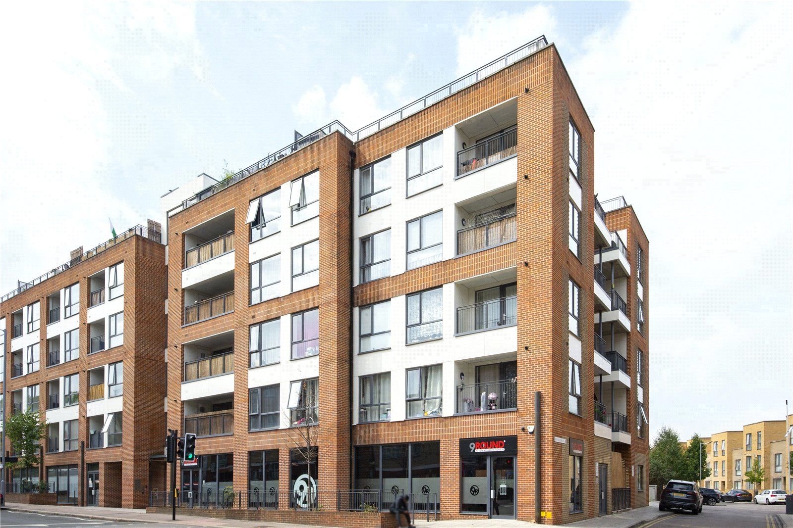 3 bed flat for sale in Gallery Court, Fulbourne Road, Walthamstow